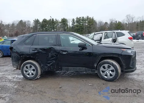 2021 Toyota Rav4 Le z USA, uszkodzony, nr VIN 2T3F1RFV5MC243238